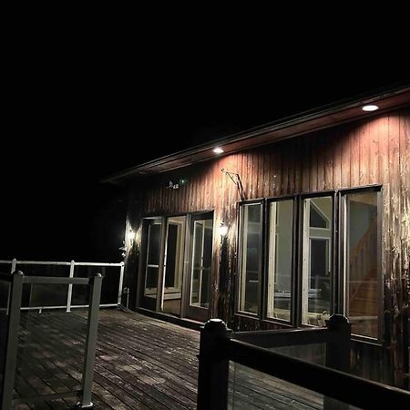 Casino Chalet With Incredible Views Villa Uncasville Exterior foto